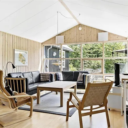 1450-aakirkeby-sjostauan-3 *