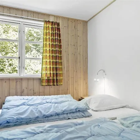 1450-aakirkeby-sjostauan-3 Semesterbostad *