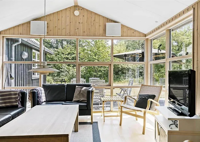 1450-aakirkeby-sjostauan-3 * Vester Somarken